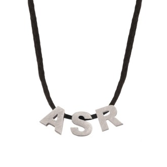 Κολιέ κορδόνι ασημένια Γράμματα Αγγλικά