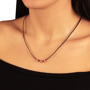 Κολιέ κορδόνι ασημένια ρόζ Γράμματα Ελληνικά