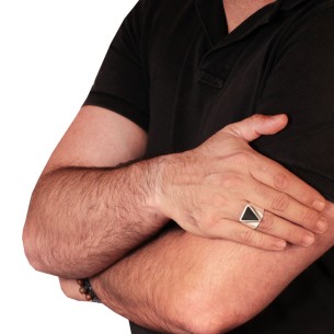 Αντρικό ασημένιο δαχτυλίδι Τρίγωνο Έβενος