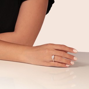 Γυναικείο λευκόχρυσο 14k δαχτυλίδι Τρίπετρο