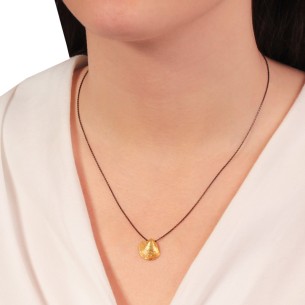 Ασημένιο μαύρο επίχρυσο κολιέ Αχιβάδα